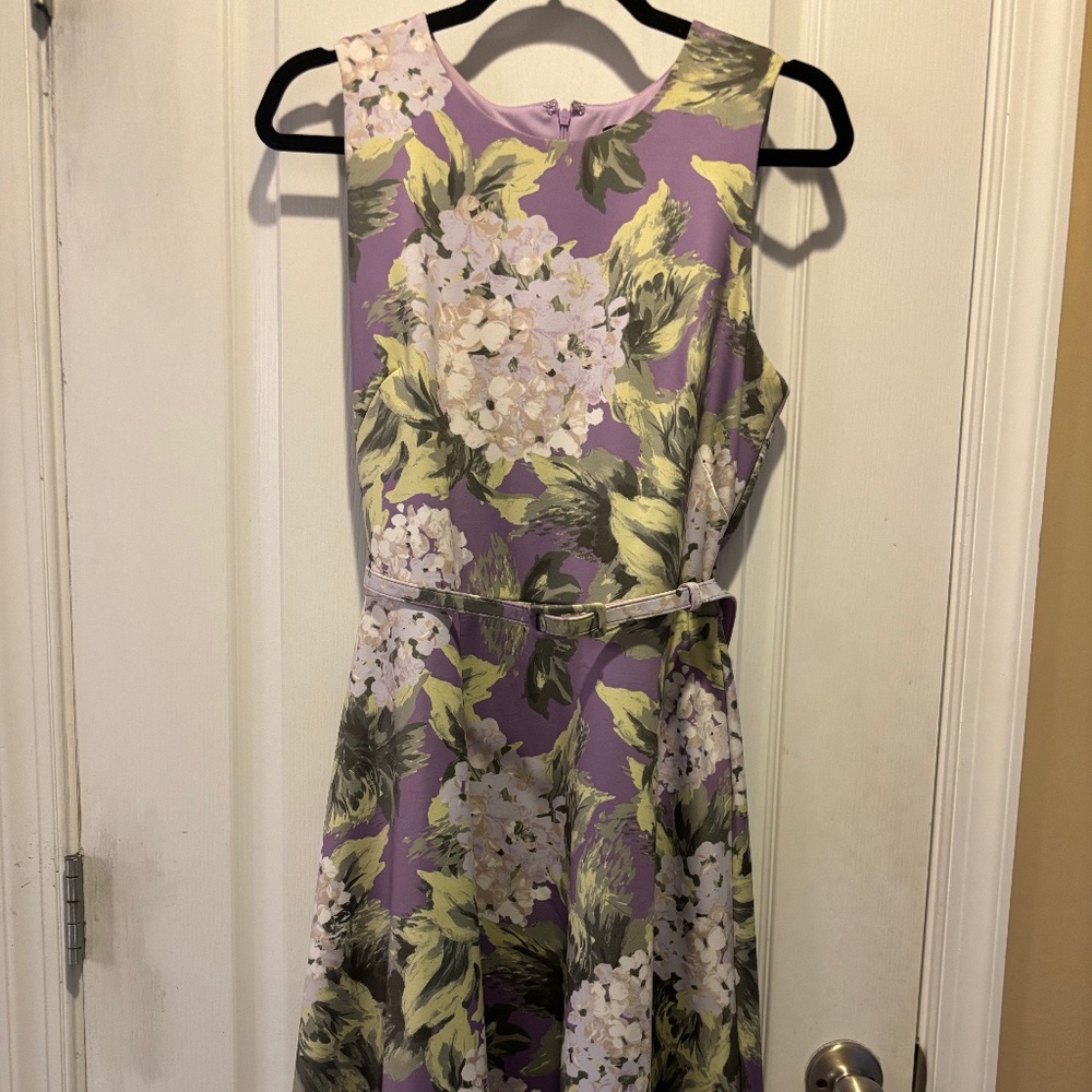 WHBM Lavender Sleeveless Dress with Hydrangea Print and matching Belt